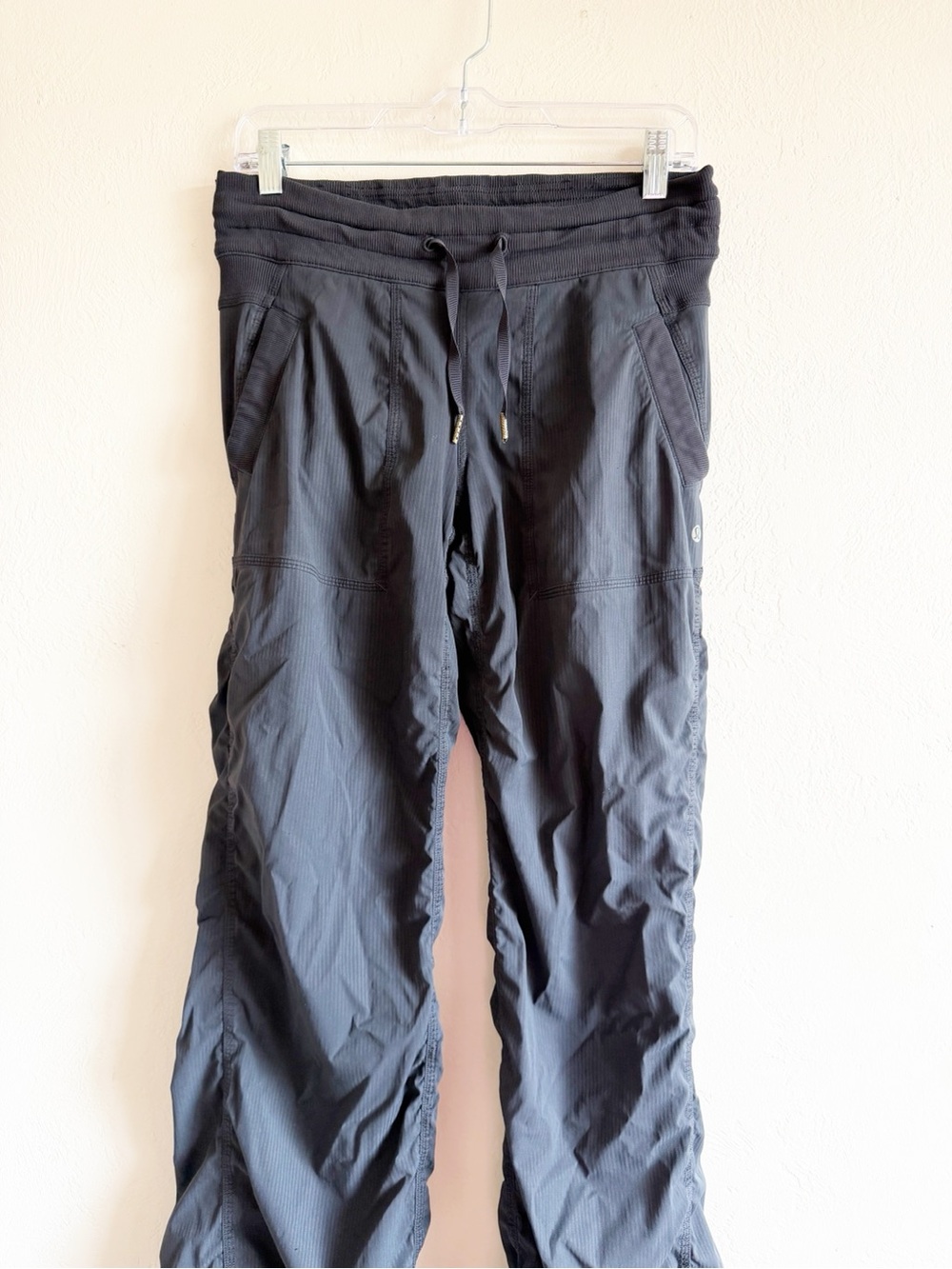 Lululemon Dance Studio Straight Leg Pants in black size 4 - Picture 2 of 12